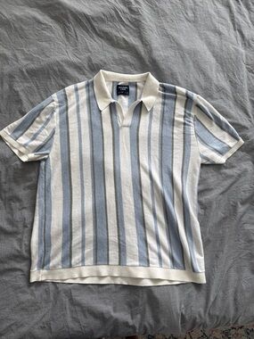 Abercrombie & Fitch White, Light Blue & Gray Vertical Stripe Polo
